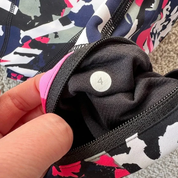 Lululemon Pace Rival Crops - Picture 5 of 7